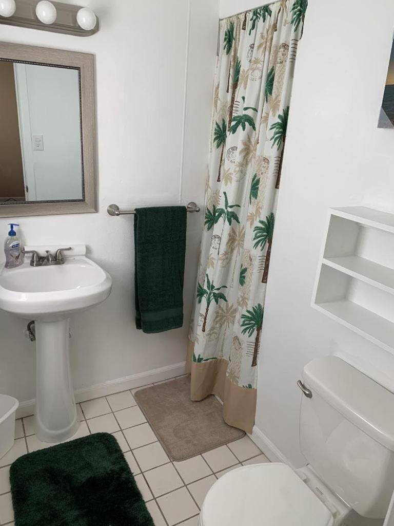 Sebastian Gardens Inn & Suites Экстерьер фото